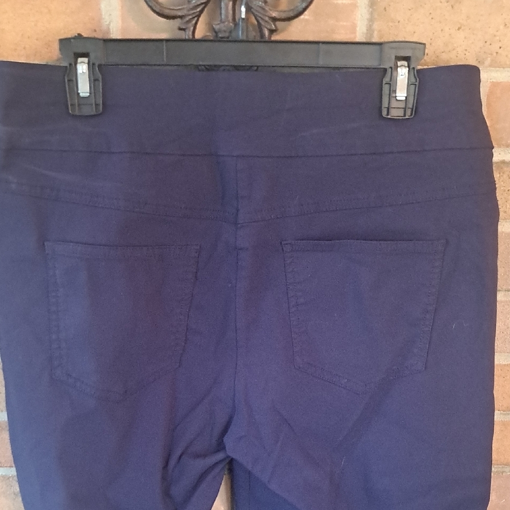 Ruby Rd. Dark Blue Cropped Pants - Picture 3 of 9